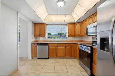 6338 21st Street N, Saint Petersburg, FL 33702 - Photo 11