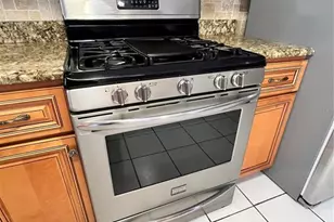 1128 Trellis Ave, Spring Hill, FL 34606 - Photo 11