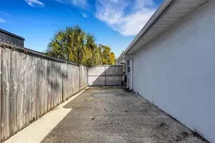 2914 W Lake Ave, Tampa, FL 33607 - Photo 35