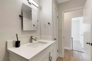 2914 W Lake Ave, Tampa, FL 33607 - Photo 17