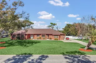 13607 2nd Ave E, Bradenton, FL 34212 - Photo 5