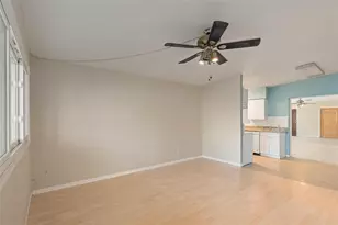 138 Davison Ave NE, Saint Petersburg, FL 33703 - Photo 3