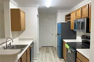 18119 Bridle Club Dr, Tampa, FL 33647 - Photo 11