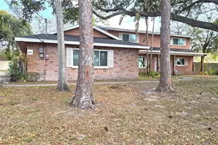 1595 Oak Ln, Clearwater, FL 33764 - Photo 9