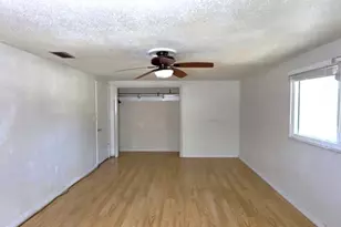 1595 Oak Ln, Clearwater, FL 33764 - Photo 27