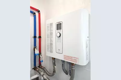 890 65th Street S, Saint Petersburg, FL 33707 - Photo 25