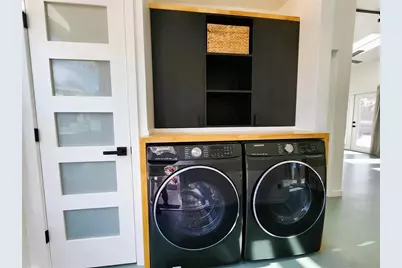 890 65th Street S, Saint Petersburg, FL 33707 - Photo 23