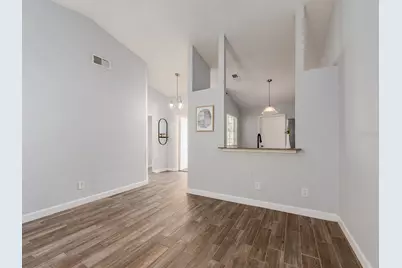 269 Petrea Drive, Palm Harbor, FL 34684 - Photo 9