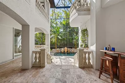 610 Marmora Avenue, Tampa, FL 33606 - Photo 47