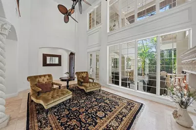 610 Marmora Avenue, Tampa, FL 33606 - Photo 11