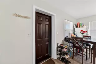 720 21st Ave S, Saint Petersburg, FL 33705 - Photo 3