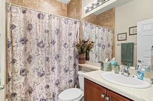 15640 Aurora Lake Cir, Wimauma, FL 33598 - Photo 19