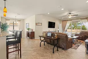 15640 Aurora Lake Cir, Wimauma, FL 33598 - Photo 9