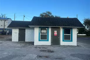 840 16th St S, Saint Petersburg, FL 33705 - Photo 1