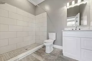 3196 Crescent Oaks Blvd, Tarpon Springs, FL 34688 - Photo 19