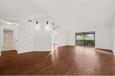 18302 Aintree Court, Tampa, FL 33647 - Photo 5