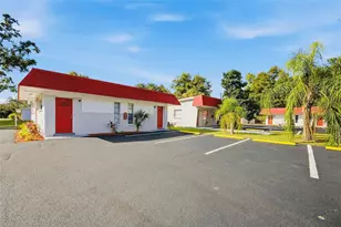 1310I Lexington Ct, Tampa, FL 33612 - Photo 1