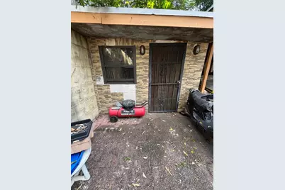 995 NW 114th Street, Miami, FL 33168 - Photo 55