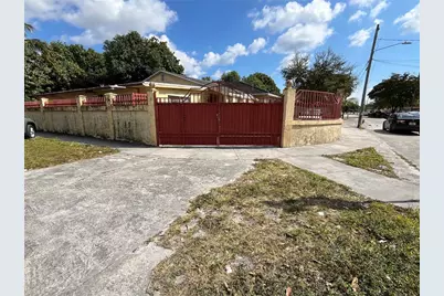 995 NW 114th Street, Miami, FL 33168 - Photo 5