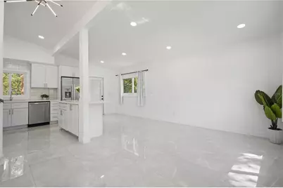 5115 16th Street N, Saint Petersburg, FL 33703 - Photo 3