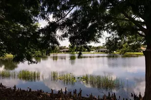 15231 Eastlyn Dr, Bradenton, FL 34212 - Photo 9