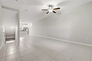 4742 Tuscan Loon Dr, Tampa, FL 33619 - Photo 5