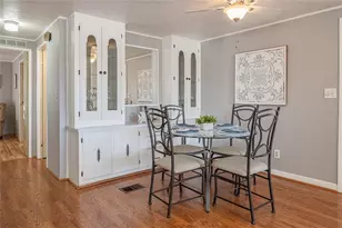 5341 Powhattan St, Zephyrhills, FL 33542 - Photo 15