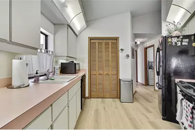 2292 Estill Avenue, Spring Hill, FL 34609 - Photo 7