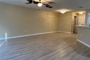 4510 Limerick Dr, Tampa, FL 33610 - Photo 7