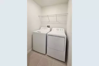 36110 Risa Michele Street, Zephyrhills, FL 33541 - Photo 17