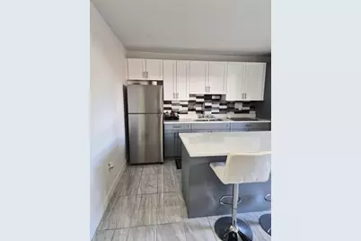 709 Debra Lynne Drive, Brandon, FL 33511 - Photo 3