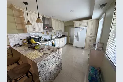 1011 NW 44th Street, Miami, FL 33127 - Photo 11