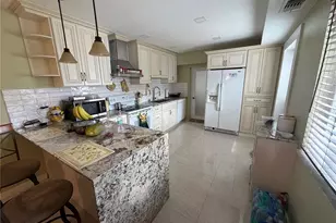 1011 NW 44th St, Miami, FL 33127 - Photo 11