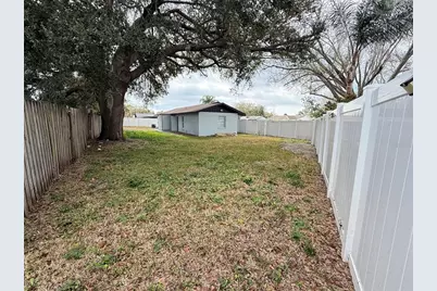 14109 Lonewood Place, Tampa, FL 33625 - Photo 17