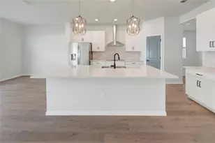 15235 Eastlyn Dr, Bradenton, FL 34212 - Photo 3