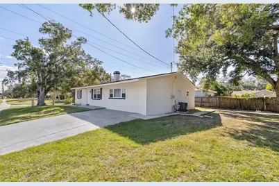 1004 N Betty Lane, Clearwater, FL 33755 - Photo 5