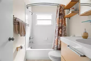 1727 Bayhill Dr, Oldsmar, FL 34677 - Photo 27