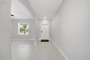 15617 Charr Island St, Sun City Center, FL 33573 - Photo 3