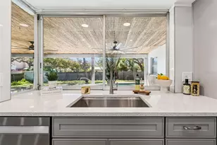 6695 Canton St S, Saint Petersburg, FL 33712 - Photo 17