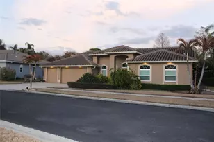 2303 Oxford Ct, Safety Harbor, FL 34695 - Photo 3