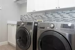 15106 Kestrelrise Dr, Lithia, FL 33547 - Photo 63