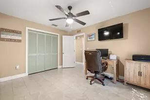 9275 133rd St, Seminole, FL 33776 - Photo 27