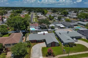9275 133rd St, Seminole, FL 33776 - Photo 9