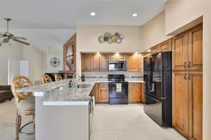 9275 133rd St, Seminole, FL 33776 - Photo 37
