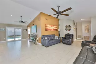 9275 133rd St, Seminole, FL 33776 - Photo 19