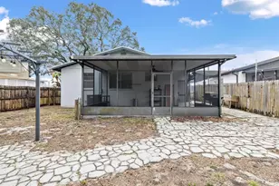 2113 W Perio St, Tampa, FL 33612 - Photo 27