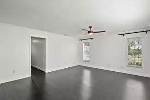 2113 W Perio St, Tampa, FL 33612 - Photo 3