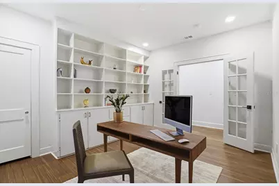 2313 W Bristol Avenue, Tampa, FL 33609 - Photo 9