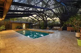 2313 W Bristol Ave, Tampa, FL 33609 - Photo 35