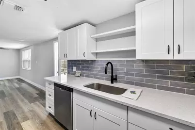 7538 Gulf Highlands Drive, Port Richey, FL 34668 - Photo 11